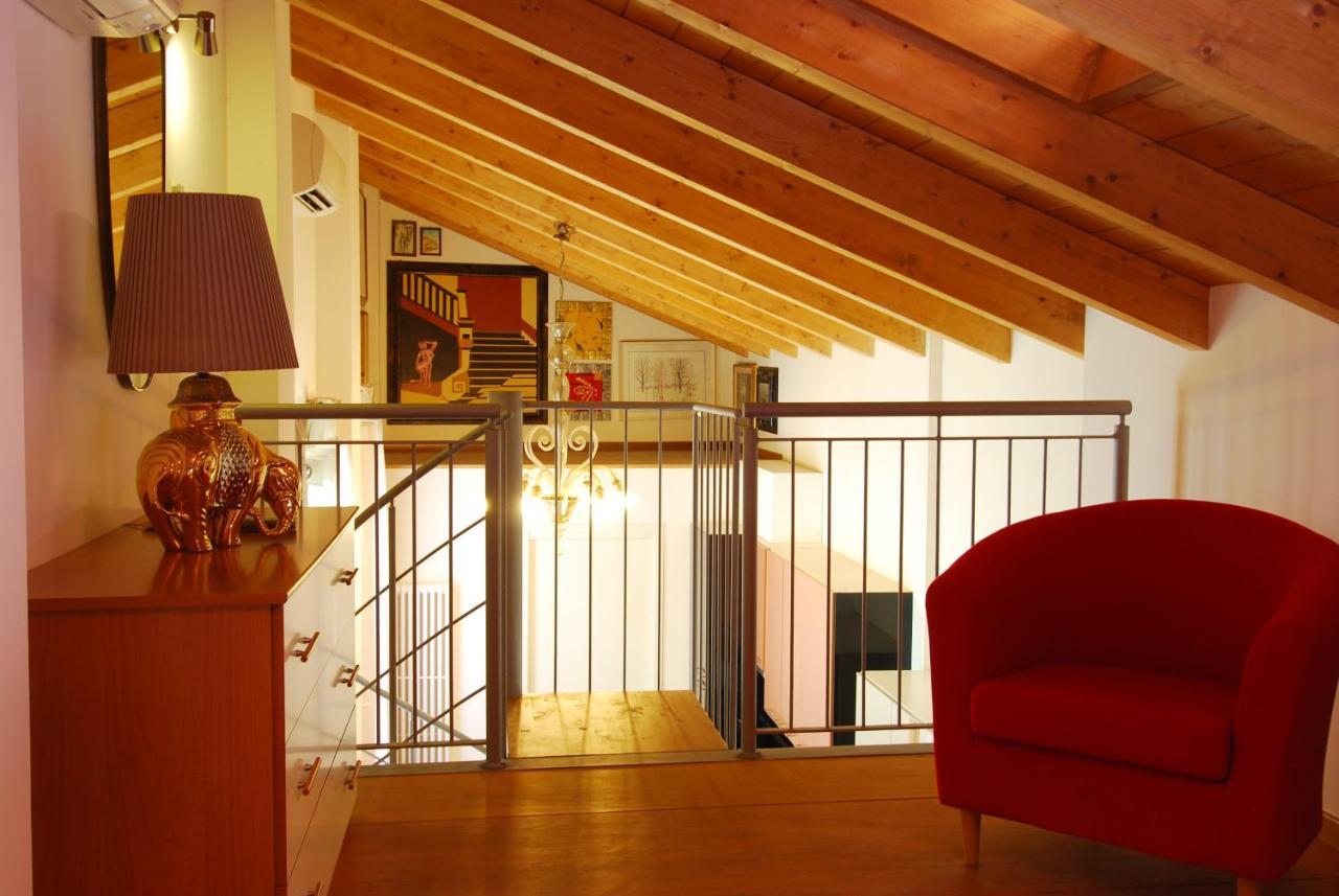 شقة Getthekey Boldrini Lofts بولونيا الغرفة الصورة