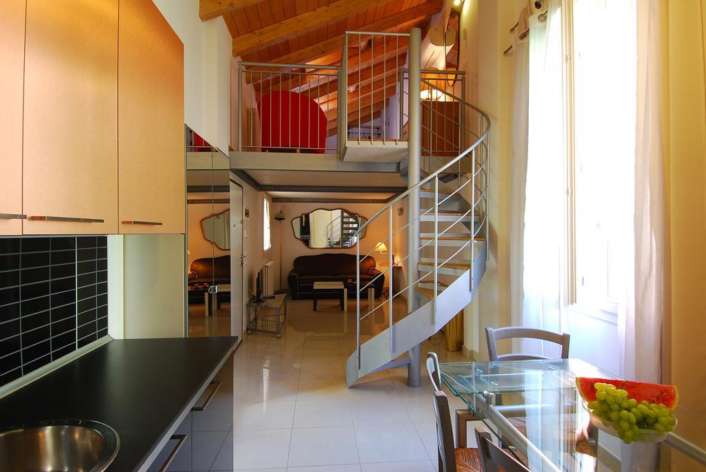 شقة Getthekey Boldrini Lofts بولونيا الغرفة الصورة